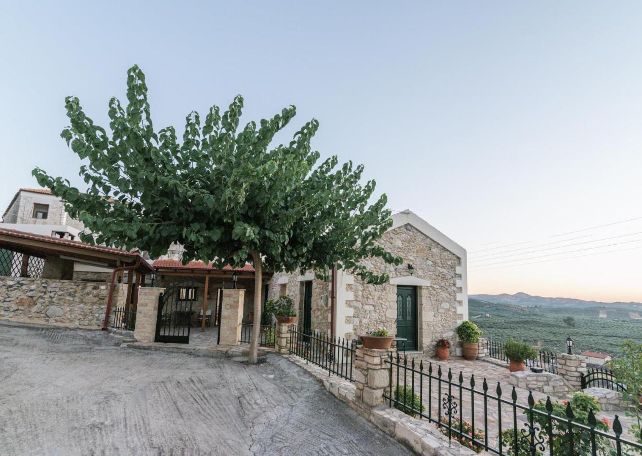Villa Fontana Périon